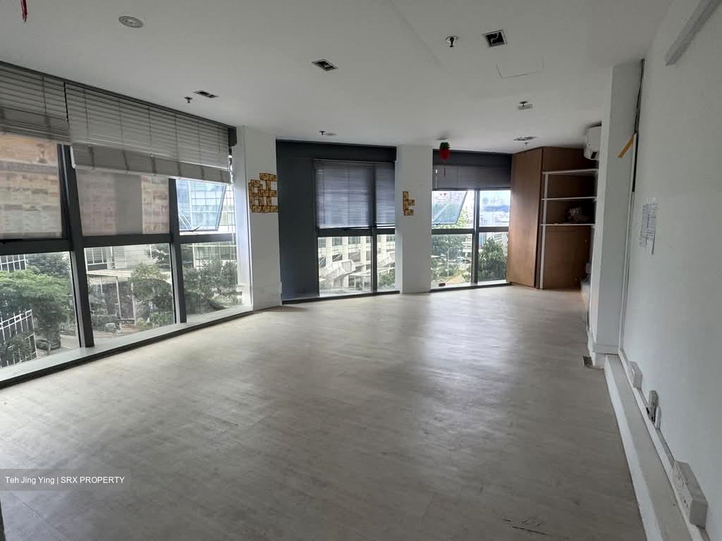 Nam Peng Building (D7), Office #606592291